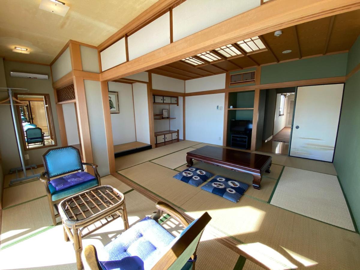 Atami Onsen Guest House Megumi Luaran gambar