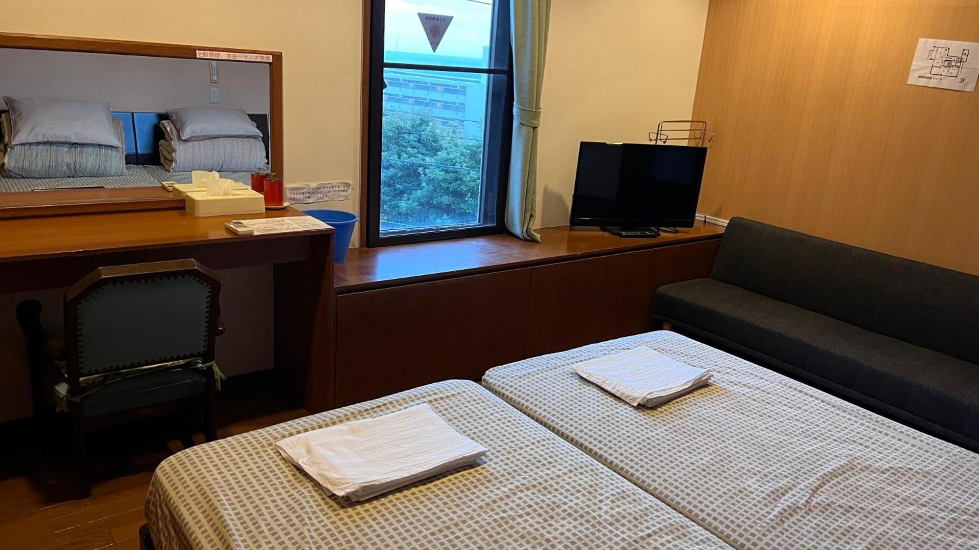 Atami Onsen Guest House Megumi Luaran gambar